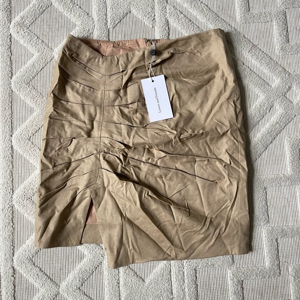 Beige mini skirt